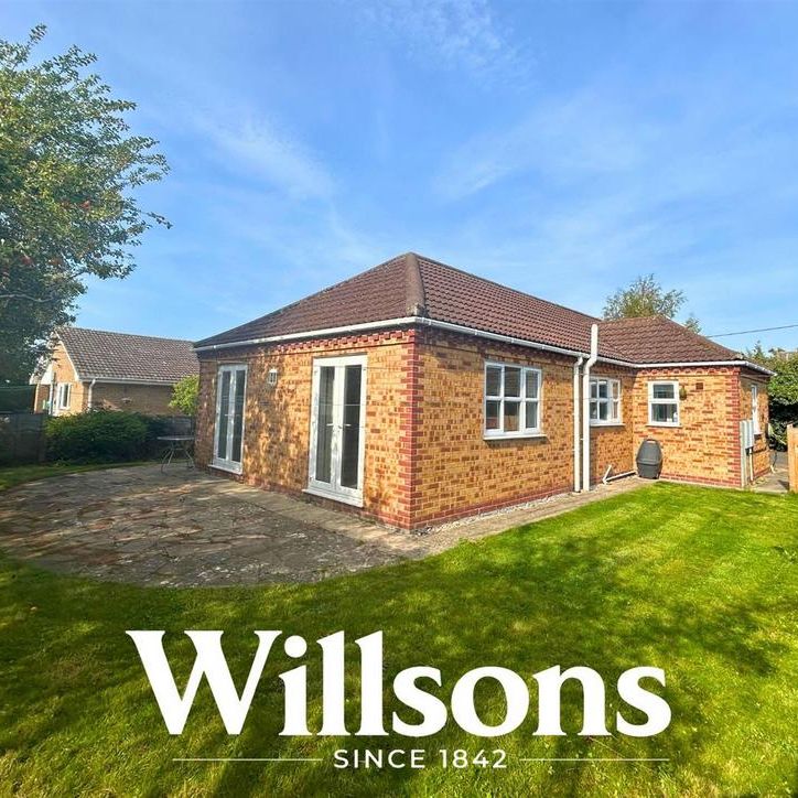 3 bedroom detached bungalow to rent - Photo 1