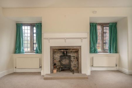 6 bedroom detached house to rent - Photo 2