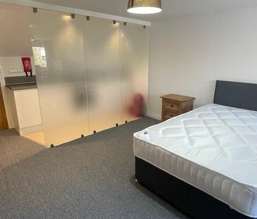 7 bedroom house share to rent - Photo 2