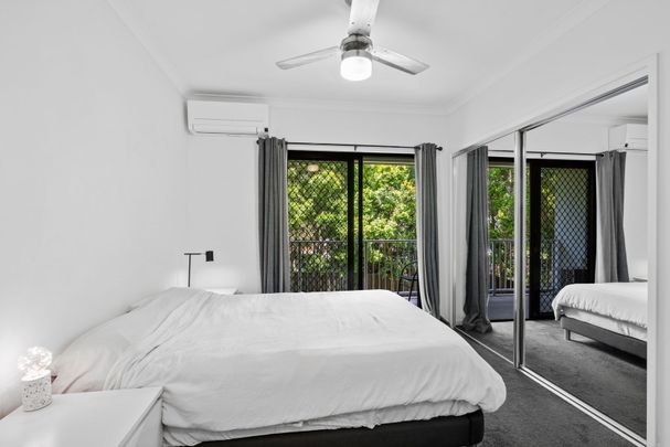 Modern Two Bedroom Unit - Photo 1