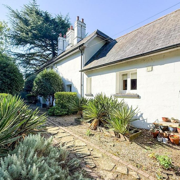 3 bedroom detached house to rent - Photo 1