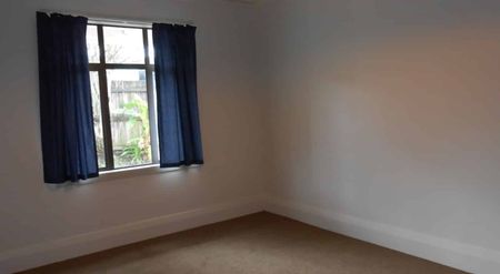 3 Bedroom house available - Glen Eden - Photo 2