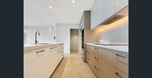 Modern Coastal Luxury - Photo 1