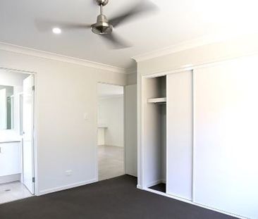 Family Home Located In The Pimpama Village - Photo 4