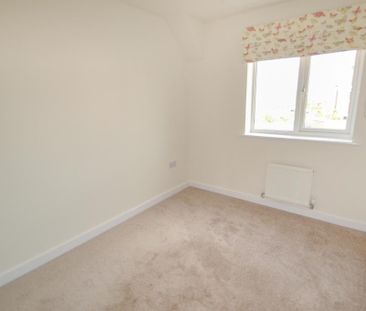 4 bedroom detached house to rent - Photo 1