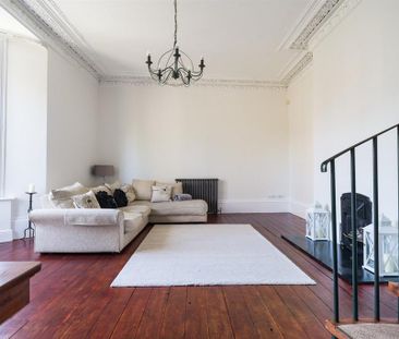 2 bedroom maisonette to rent - Photo 4