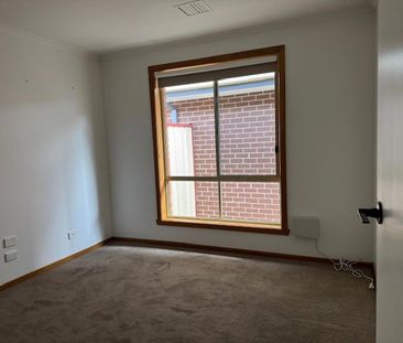 3 BEDROOM HOME + STUDY - Photo 6