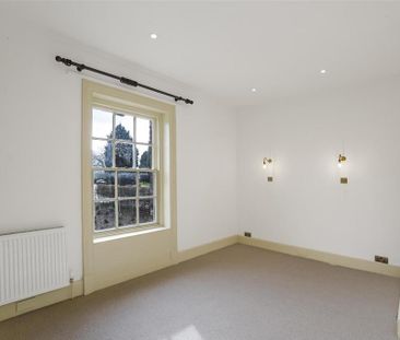 7 bedroom detached house to rent - Photo 4