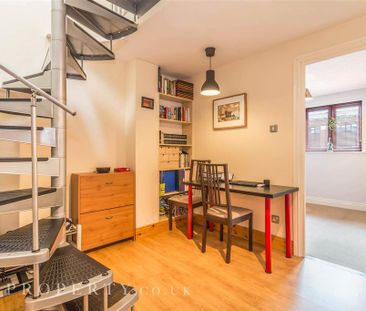 2 bedroom apartment to rent - Photo 6