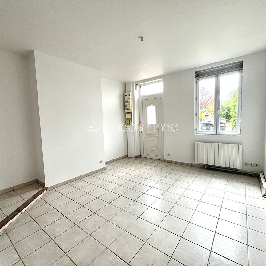 Location Maison 4 pièces 58m² MONTVILLE 76710 - Photo 1