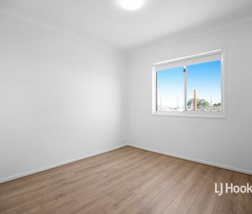 16 Blade Circuit, Fraser Rise VIC, Belconnen - Photo 6