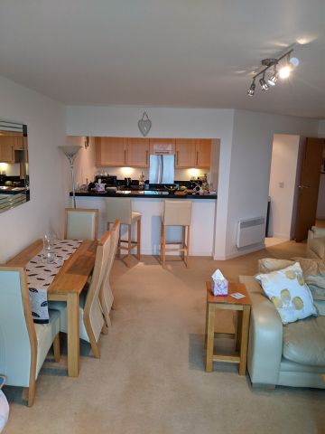 2 Bed Flat, River Crescent, NG2 - Photo 2
