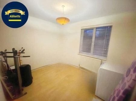 S O U T H W O O D H A M F E R R E... - Photo 2