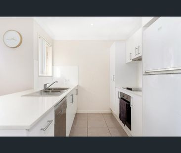 9 Bulmer St, Bellbird Park, Qld 4300 - Photo 1