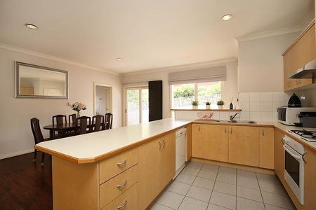 15 Turnstone Street, Doncaster East - Photo 2