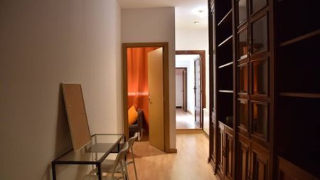 Gran Via de Ramón y Cajal, Valencia, Valencian Community 46007 - Photo 4