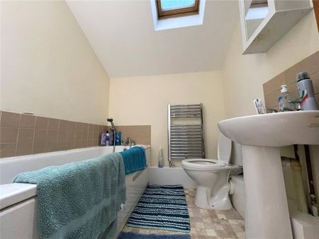 2 bedroom terraced house to rent - Photo 5