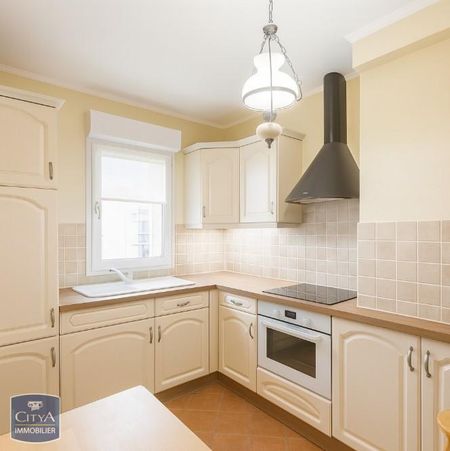 Location Appartement 2 pièces 58m² CHINON 37500 - Photo 3