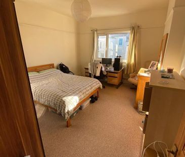 5 bedroom terraced house to rent - Photo 3