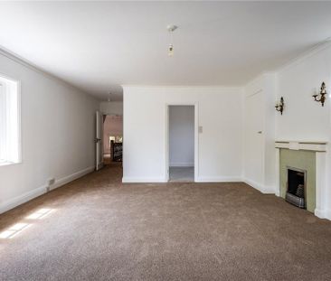 4 bedroom detached house to rent - Photo 1