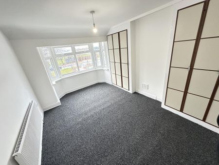 3 bedroom semi-detached house to rent - Photo 5