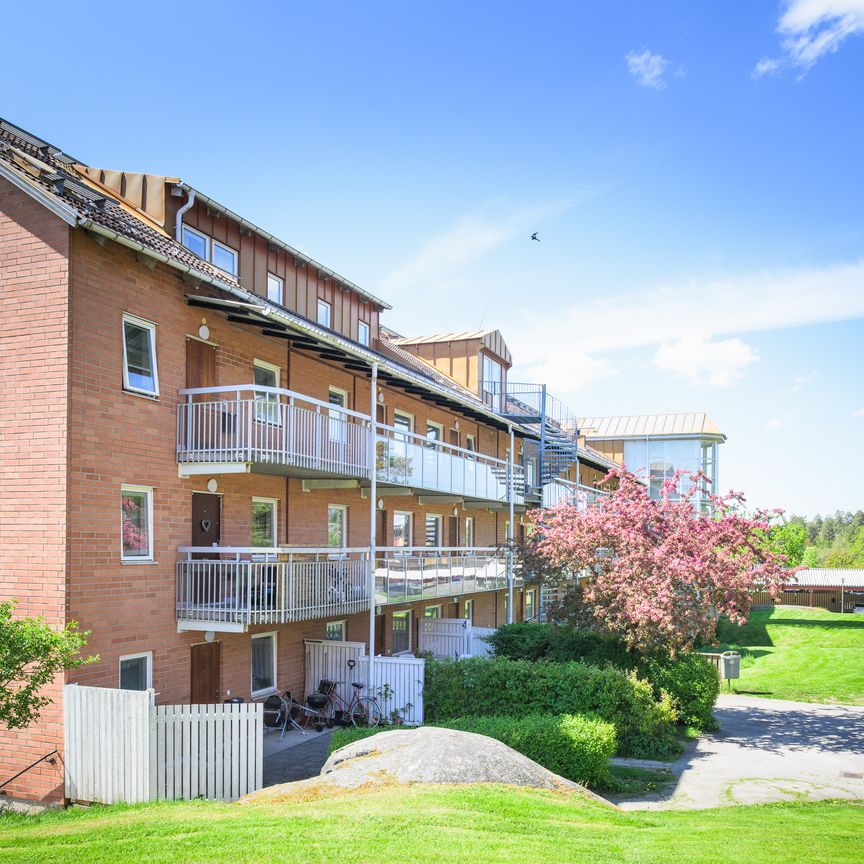 Risingsväg, Finspång - Photo 1