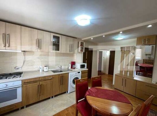 Apartament de 3 camere, decomandat, 70 mp, boxa, zona strazii Hateg - Photo 1
