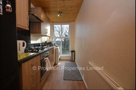 2 Bedroom Flats in Leeds - Photo 4