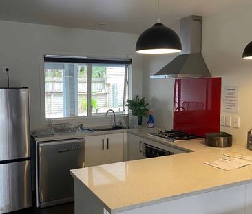 4/5 RM D Edgecumbe Street - Photo 2