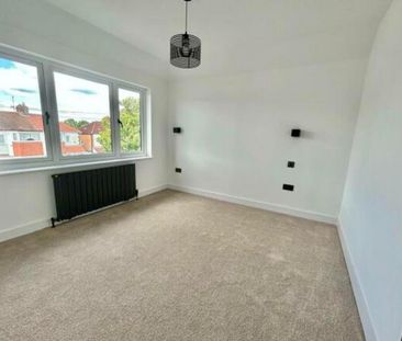 3 bedroom detached house to rent - Photo 3