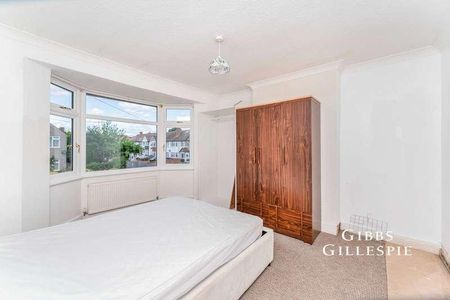 Windsor Avenue, Uxbridge, UB10 - Photo 2