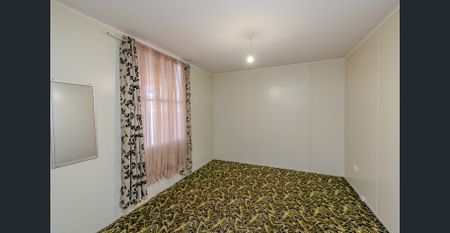 Charming Home for Lease in Ouyen - Photo 4