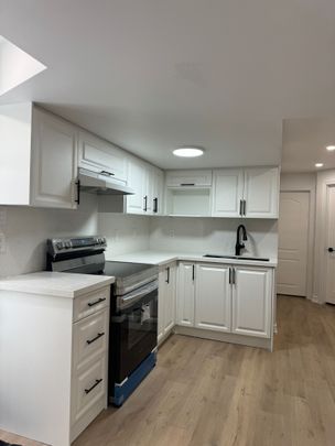 For Lease - 37 Seahorse Avenue, Brampton, Ontario - Photo 1