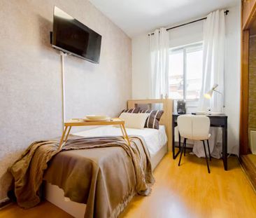 Calle Aguamarina, Pozuelo de Alarcón, Community of Madrid 28224 - Photo 6