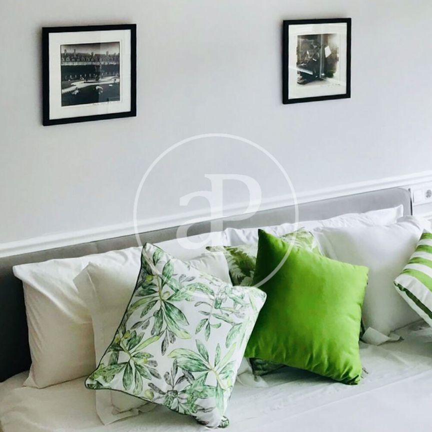 Penthouse for rent in Nueva España (Madrid) - Photo 1