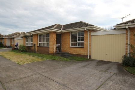 Unit In the Heart of Mentone - Photo 5