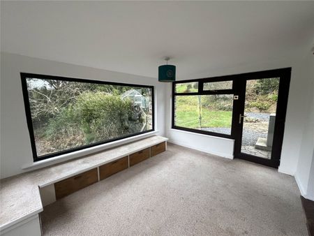 Coverack Bridges, Helston, Cornwall, TR13 - Photo 2