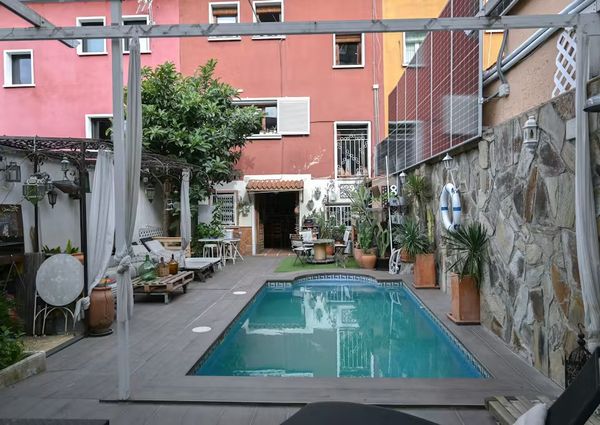 Calle de Fernández Caro, Madrid, Community of Madrid 28027