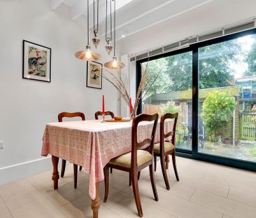 3 bedroom semi-detached house to rent - Photo 2