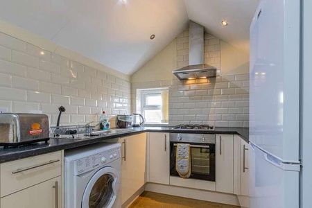 Tewkesbury Street, Cathays, CF24 - Photo 2