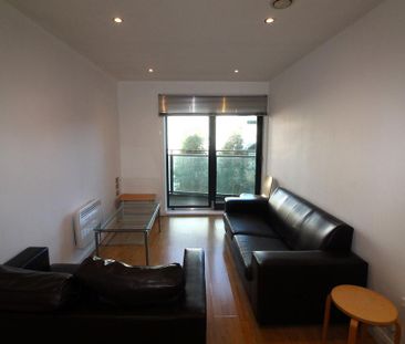 2 bedroom apartment to rent - Photo 3
