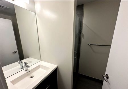 For Lease - 188 Fairview Mall Drive Unit# 605, Toronto, Ontario - Photo 2