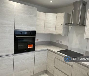 3 bedroom terraced house to rent - Photo 4