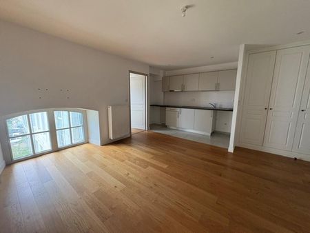 location Appartement T2 DE 44.16m² À BESANCON - Photo 3