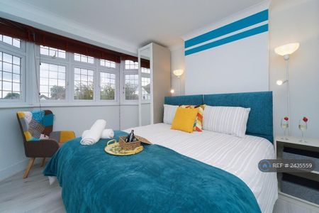 Brampton Gardens - Photo 4