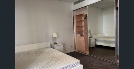 Fully Furnished & Available Now! Oversized 1 Bed + Study in Zetland - Photo 3