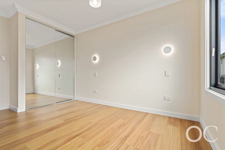 Open the door to riverfront living - Photo 5
