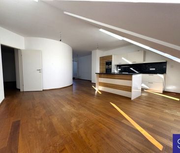 Provisionsfrei: Zentrumsnahe 131m² DG-Wohnung mit Einbauküche - 109... - Photo 3