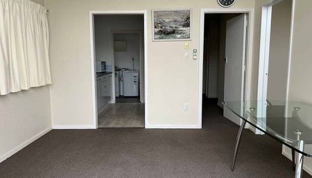 Super location comfortable home - Photo 2