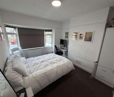 Carlyle Avenue, Brighton, BN2 - Photo 5